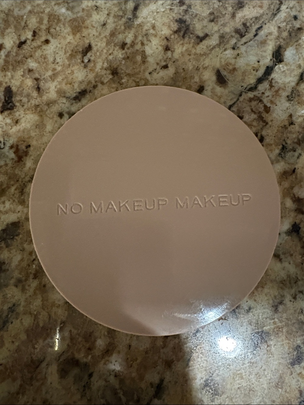 Pressed Powder - light medium‎